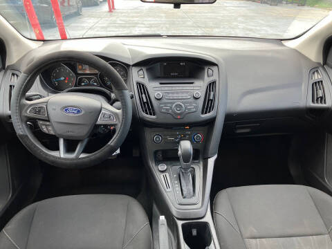 2017 Ford Focus SE