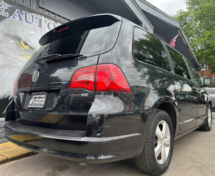 2011 Volkswagen Routan