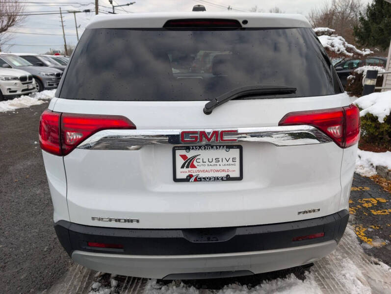 2017 GMC Acadia SLE-1