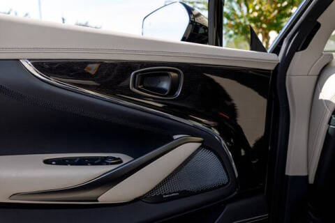 2026 Aston Martin DBX 707