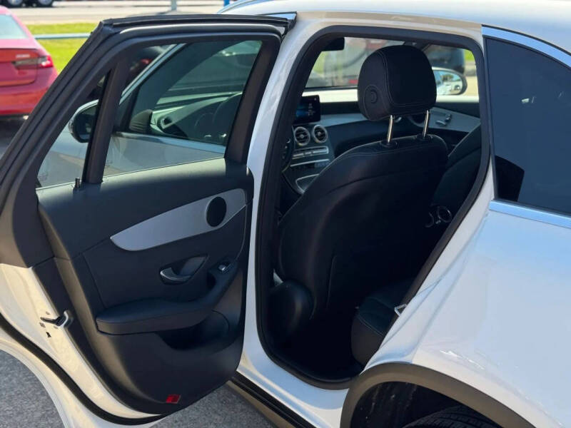 2022 Mercedes-Benz GLC GLC 300