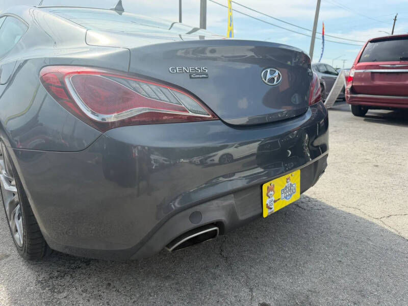 2014 Hyundai Genesis Coupe 2.0T R-Spec