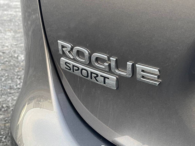 2022 Nissan Rogue Sport SL