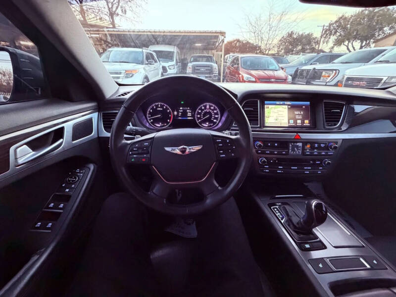 2016 Hyundai Genesis