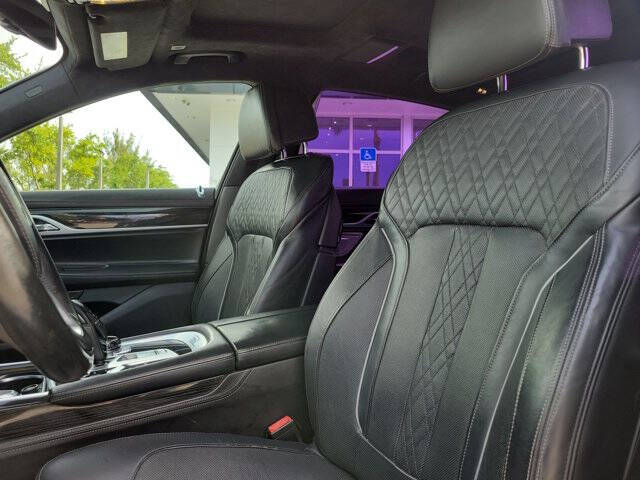 2017 BMW 7 Series 750i