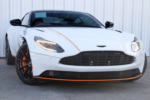 2022 Aston Martin DB11 V8