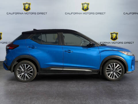 2023 Nissan Kicks SR