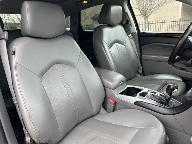 2011 Cadillac SRX Luxury Collection