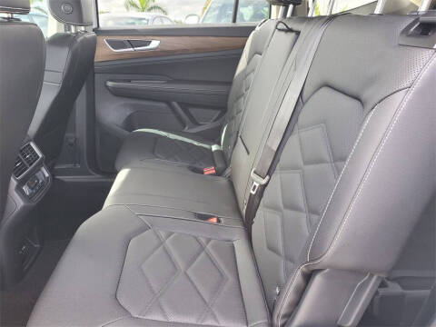 2026 Volkswagen Atlas SE