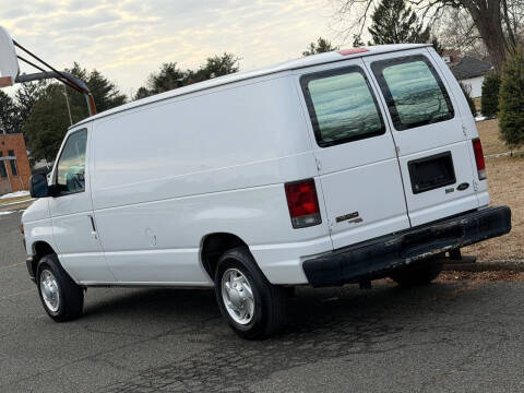 2011 Ford E-Series E-150