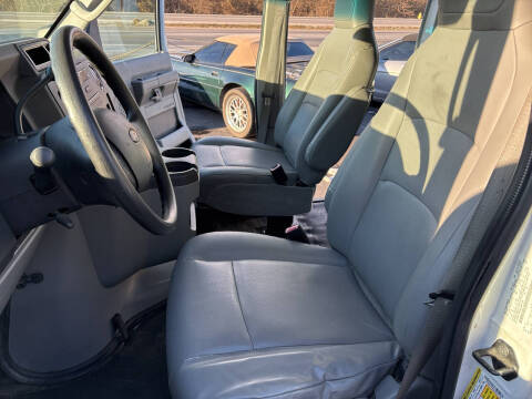 2011 Ford E-Series E-150 XL