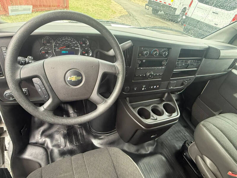 2024 Chevrolet Express 2500