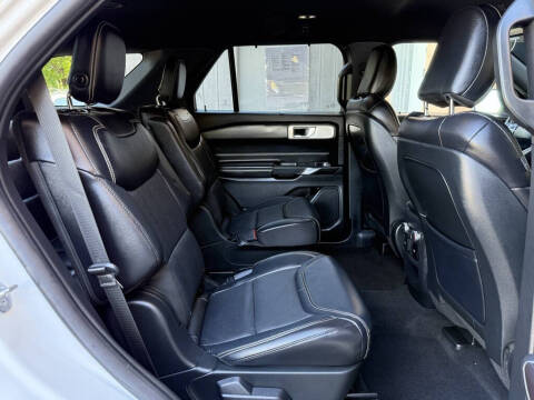 2020 Ford Explorer ST