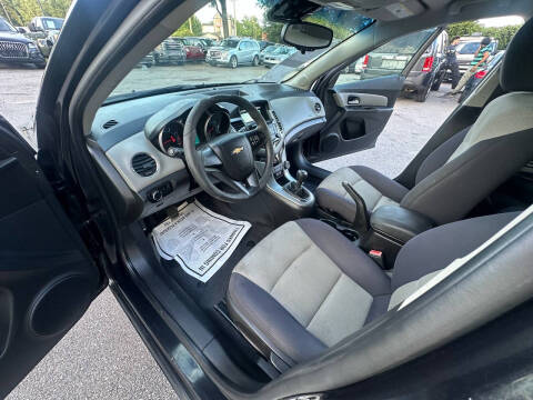 2013 Chevrolet Cruze LS Manual