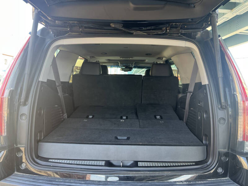 2015 Cadillac Escalade Luxury