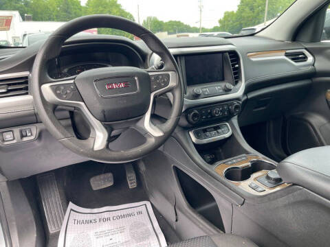 2023 GMC Acadia SLE