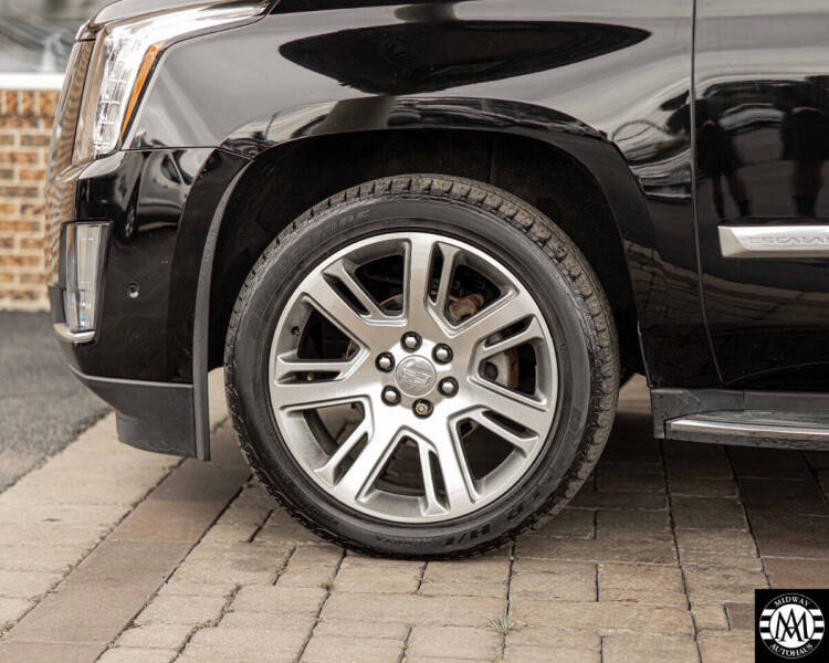 2018 Cadillac Escalade ESV Luxury