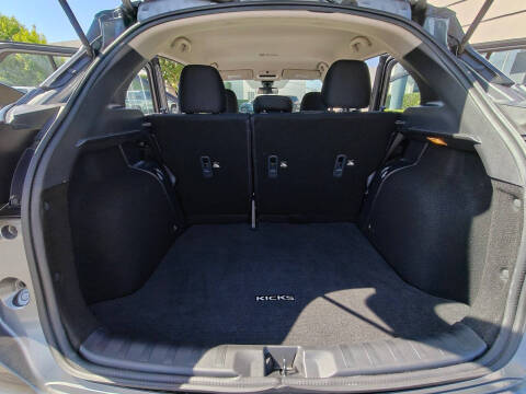 2024 Nissan Kicks SV