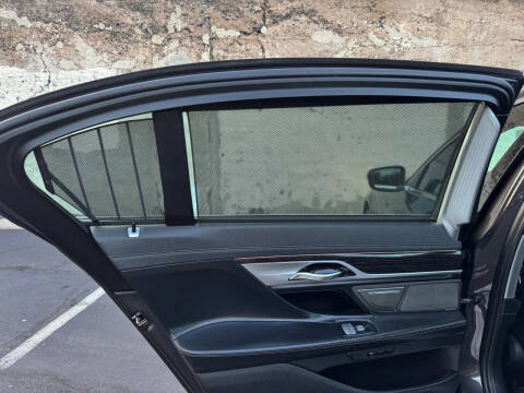 2022 BMW 7 Series 740i