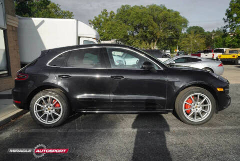 2017 Porsche Macan