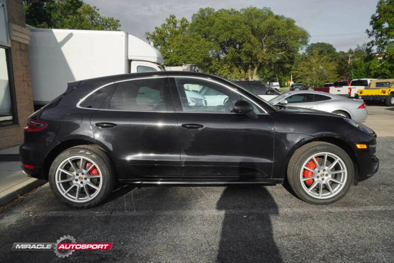 2017 Porsche Macan
