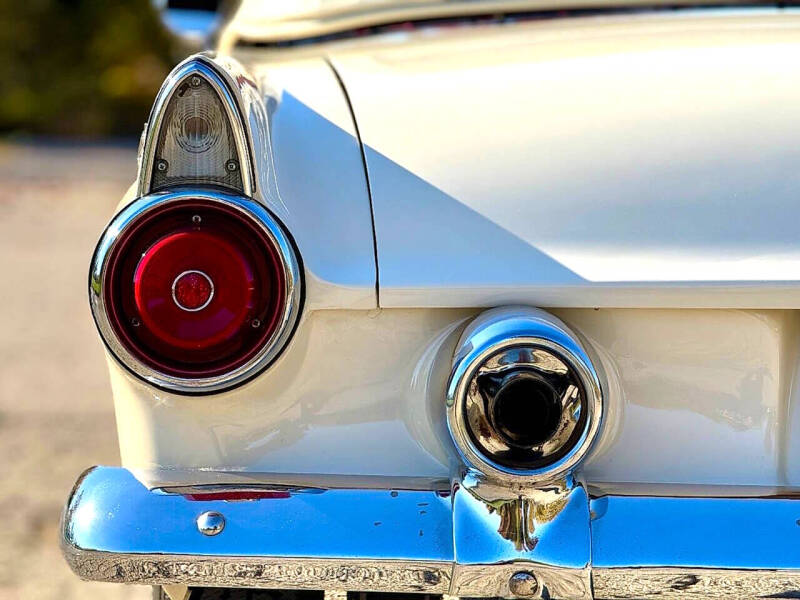 1955 Ford Thunderbird