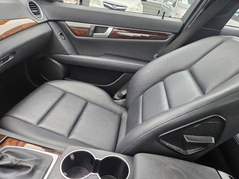 2012 Mercedes-Benz C-Class C 300 Luxury 4MATIC