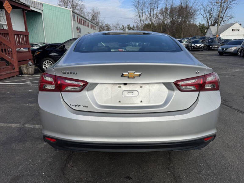 2021 Chevrolet Malibu 1LT photo 4