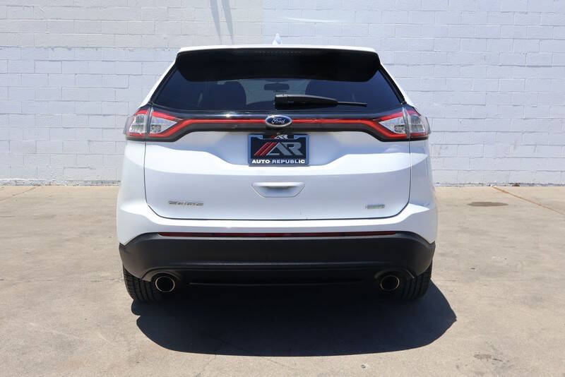 2016 Ford Edge SE