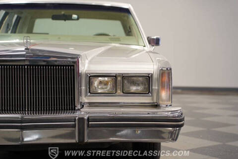 1984 Lincoln Town Car