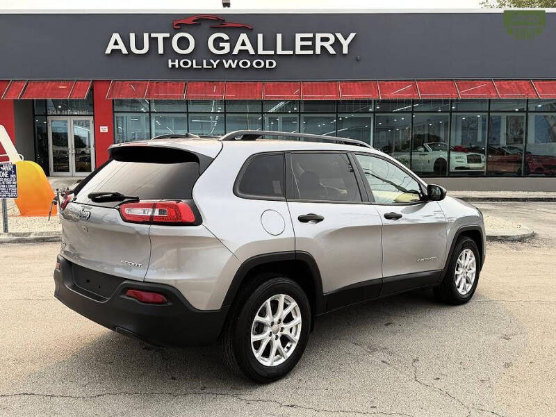 2016 Jeep Cherokee