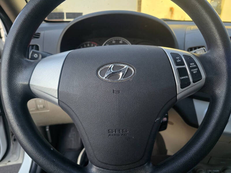 2009 Hyundai Elantra SE