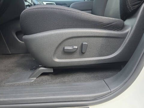 2017 Nissan Pathfinder SV