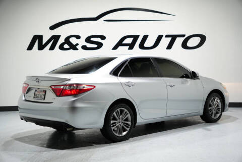 2016 Toyota Camry SE