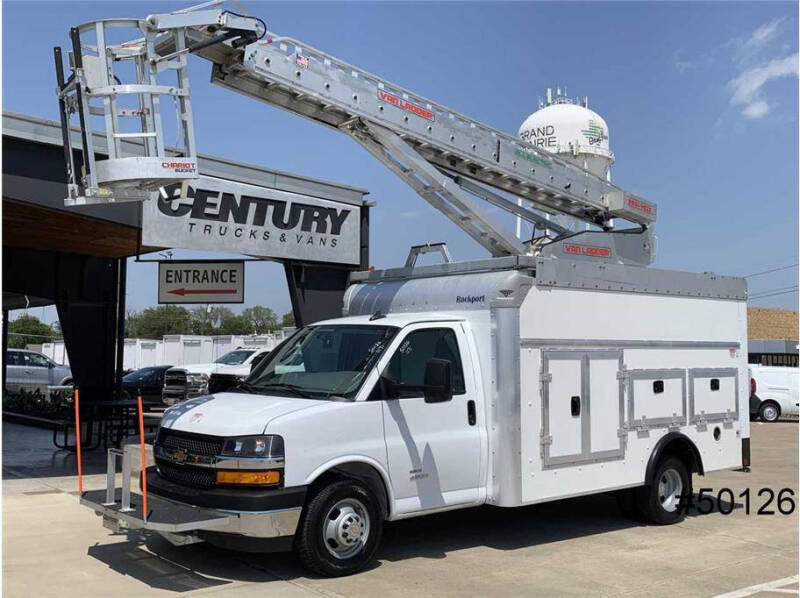 2022 Chevrolet Express for sale at CENTURY TRUCKS & VANS in Grand Prairie TX