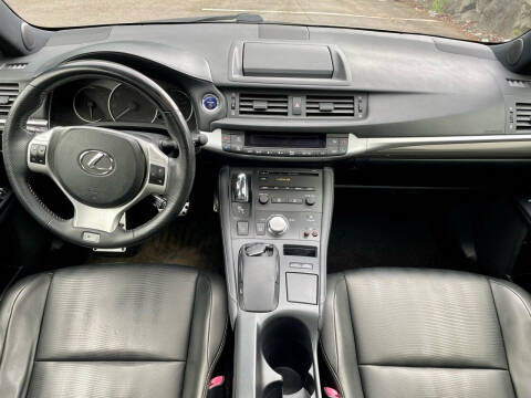 2012 Lexus CT 200h Premium