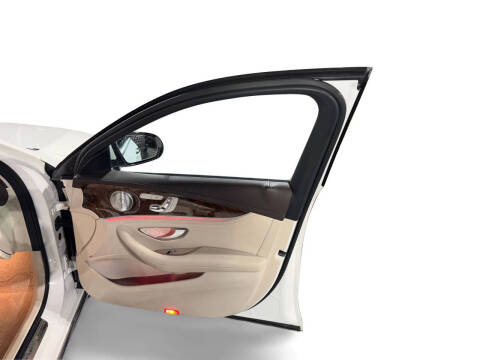 2017 Mercedes-Benz E-Class E 300 4MATIC