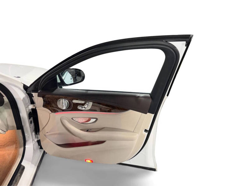 2017 Mercedes-Benz E-Class E 300 4MATIC