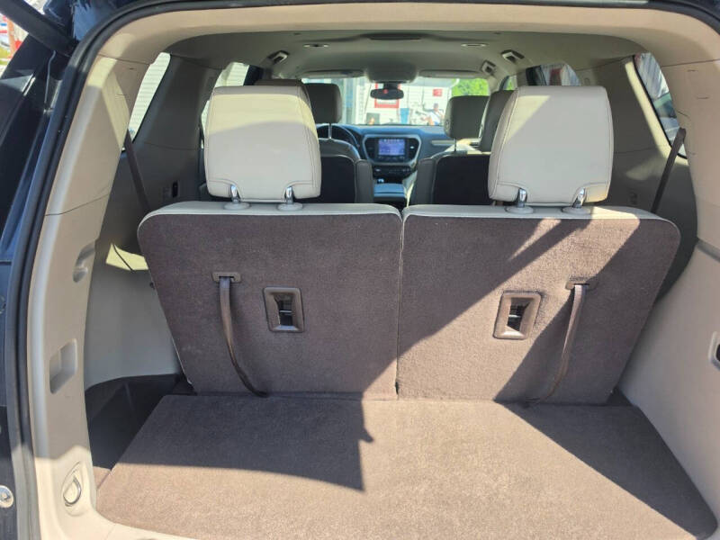 2019 GMC Acadia Denali