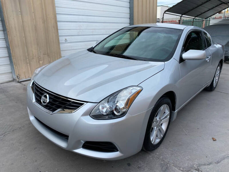 2013 Nissan Altima for sale at CONTRACT AUTOMOTIVE in Las Vegas NV