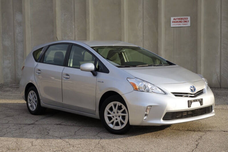 2014 Toyota Prius v for sale at Albo Auto Sales in Palatine IL