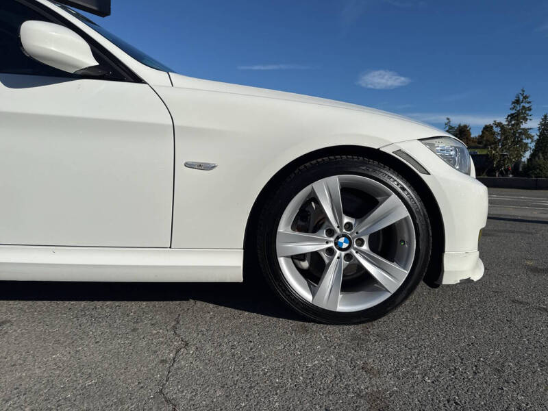 2011 BMW 3 Series 335i