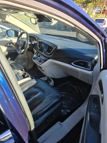 2018 Chrysler Pacifica Touring L Plus