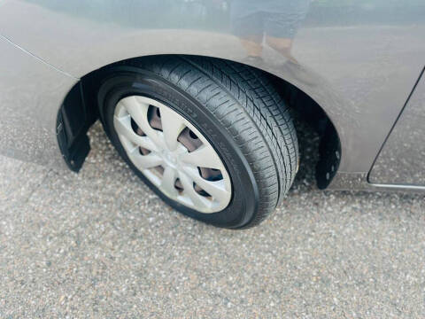 2011 Toyota Corolla LE