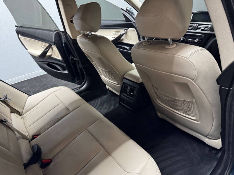 2015 BMW 3 Series 328i xDrive Gran Turismo