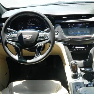 2017 Cadillac XT5