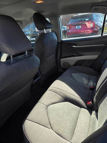 2019 Toyota Camry LE