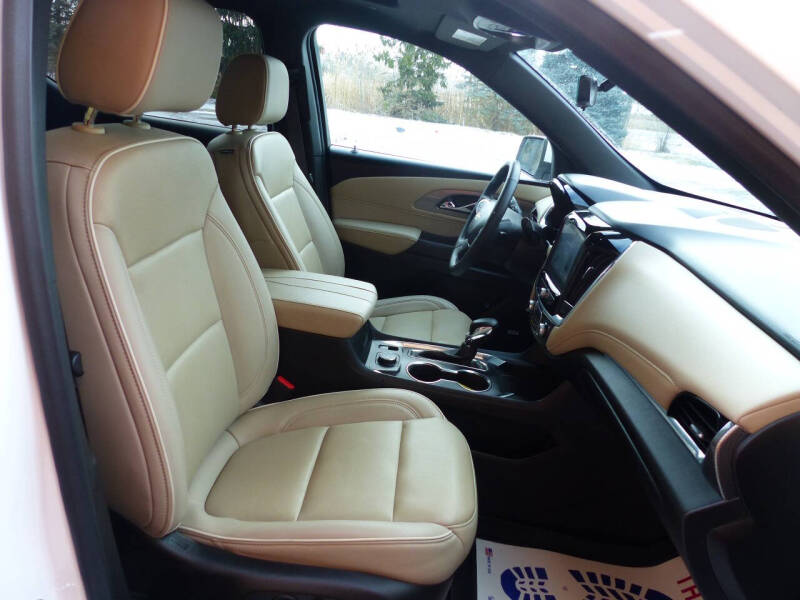 2023 Chevrolet Traverse Premier