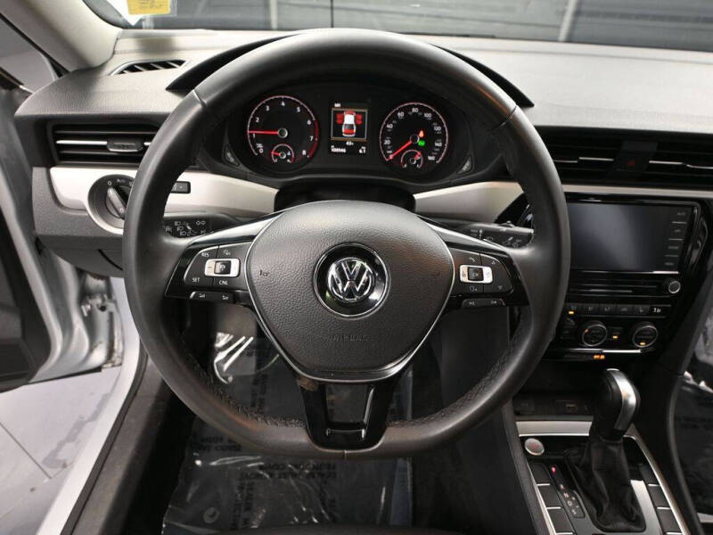 2021 Volkswagen Passat SE