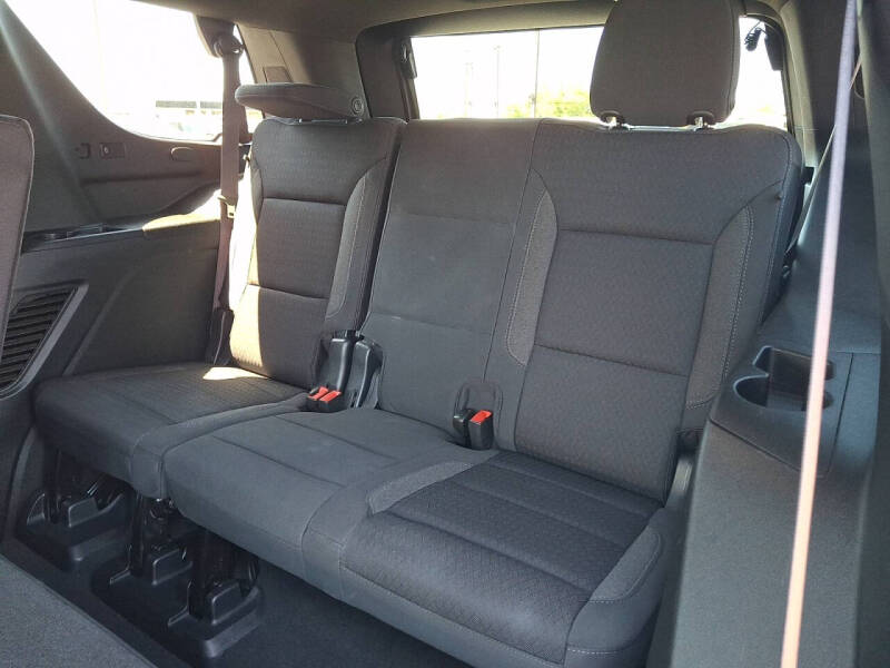2023 GMC Yukon SLE